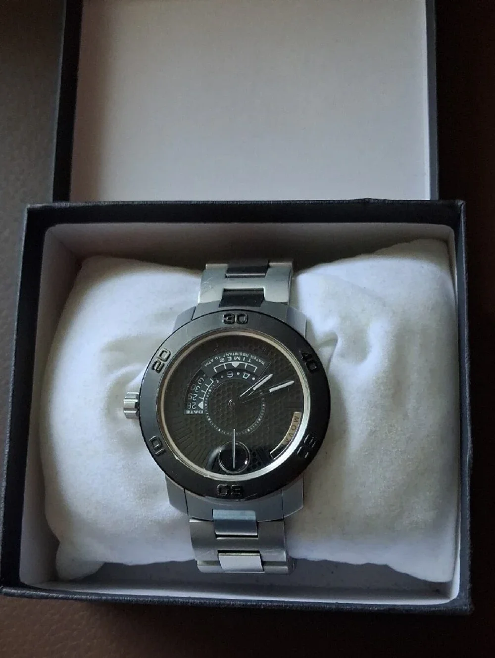 Movado men wristwatch